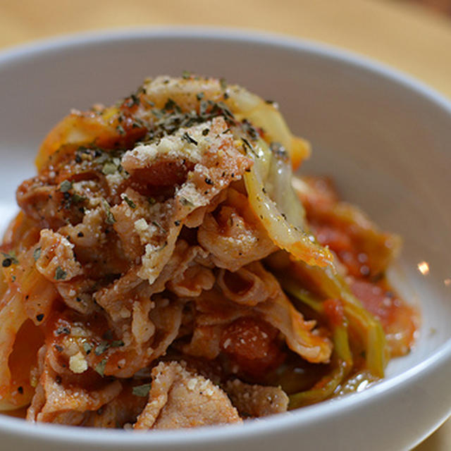 [料理]豚肉とキャベツのトマト煮