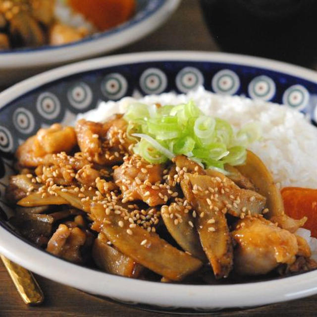 にんにく風味な☆鶏ごぼう丼