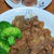 豚肉とこんにゃくの甘辛炒めと豚タンの焼き肉