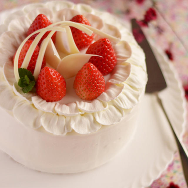 ハッピーバースデイプレートをのせ忘れた誕生日ケーキ By さやかさん レシピブログ 料理ブログのレシピ満載