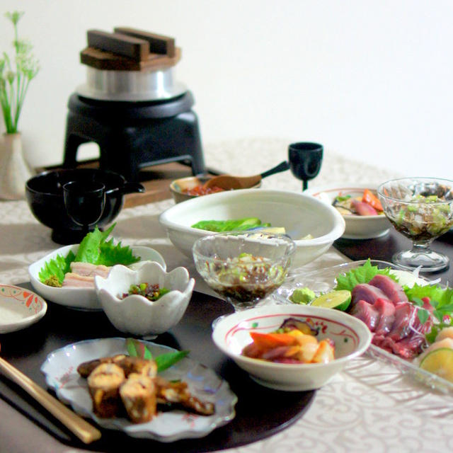 子持ち鮎の甘露煮　手作りベーコン　いくらの醤油漬けなど・・・