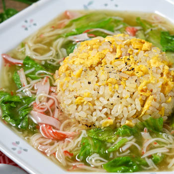 かにかまレタスのあんかけチャーハンのレシピ