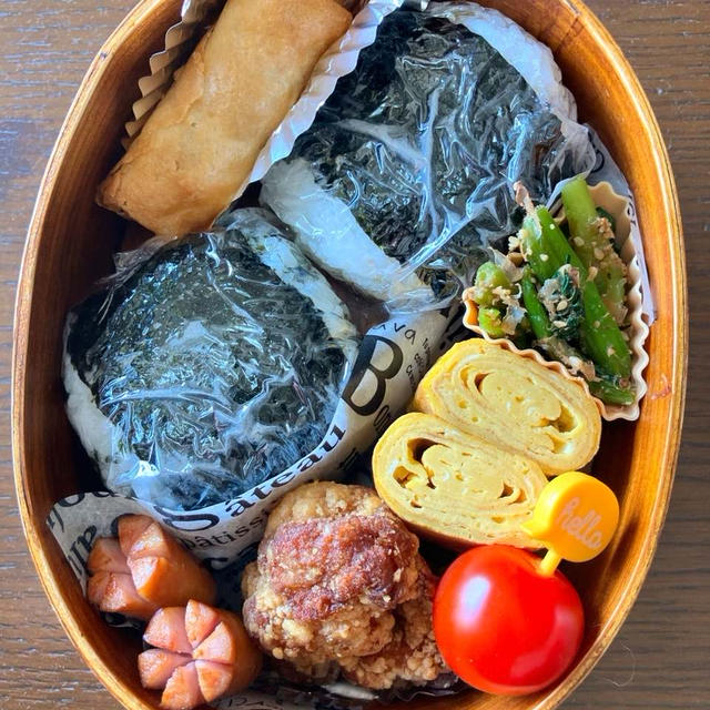 おにぎり弁当