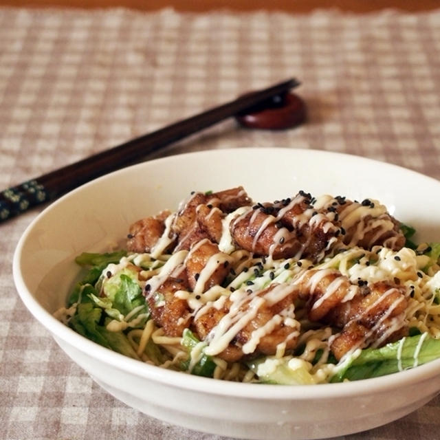 唐揚げ冷麺 。