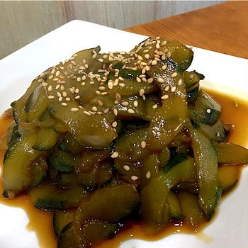 夏野菜の王様♫おばけきゅうりのきんぴらのレシピ★