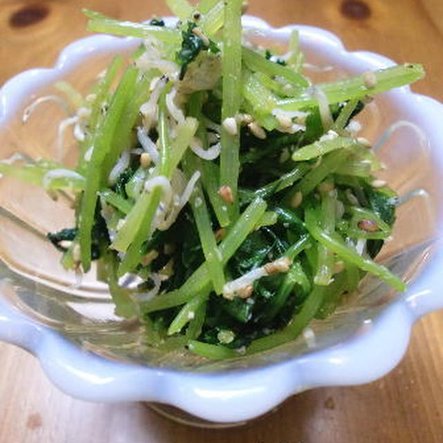 三つ葉とじゃこの胡麻和え