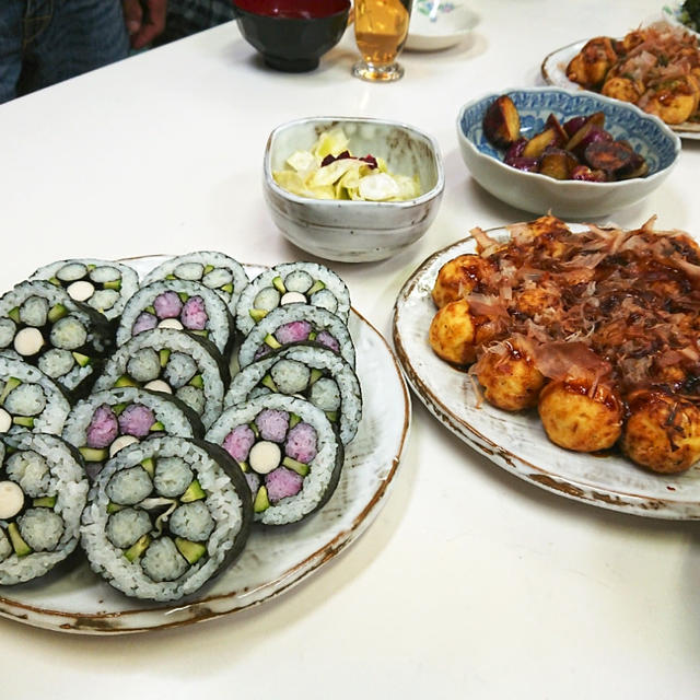 やっぱりお寿司がお好き！お花の飾り巻きすしWS【8/19 外国人のための日本料理 ログ】