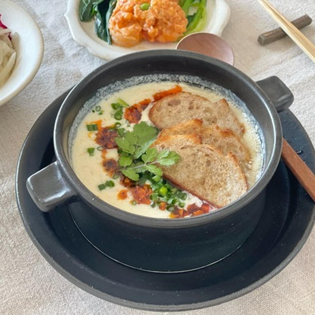 台湾の定番朝ごはん「鹹豆漿（シェントウジャン）」というのを作ってみた＆楽天マラソン最終日