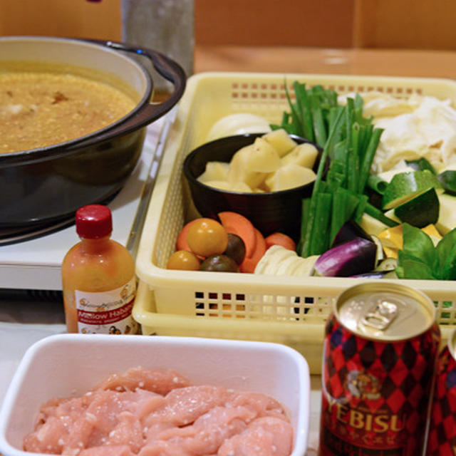 ７月２１日　月曜日　エスニックカレー鍋（週末の晩ごはん）