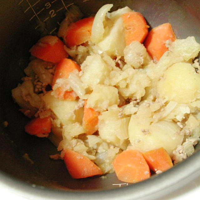炊飯器で肉じゃが