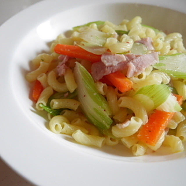 セロリたっぷり爽やかパスタ