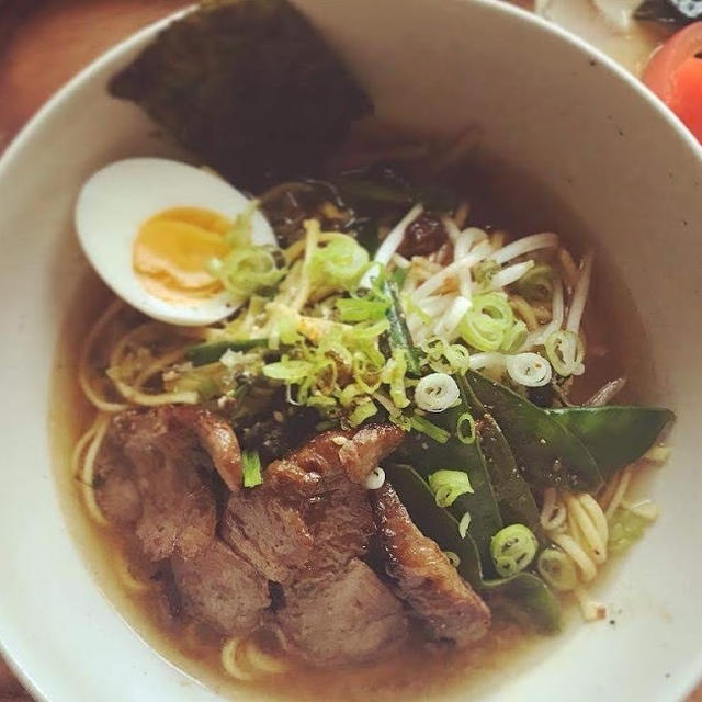 もやしたっぷりの焼豚味噌ラーメン