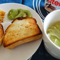 【パンで朝食】レタスのスープ＆アスパラ卵炒め