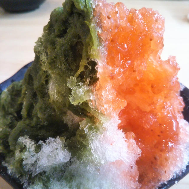 かき氷☆くら寿司の夢のふわ雪の3色かき氷はなんか違う