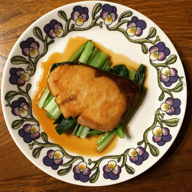 ぶりの照り焼きとケトオルヴォッキ