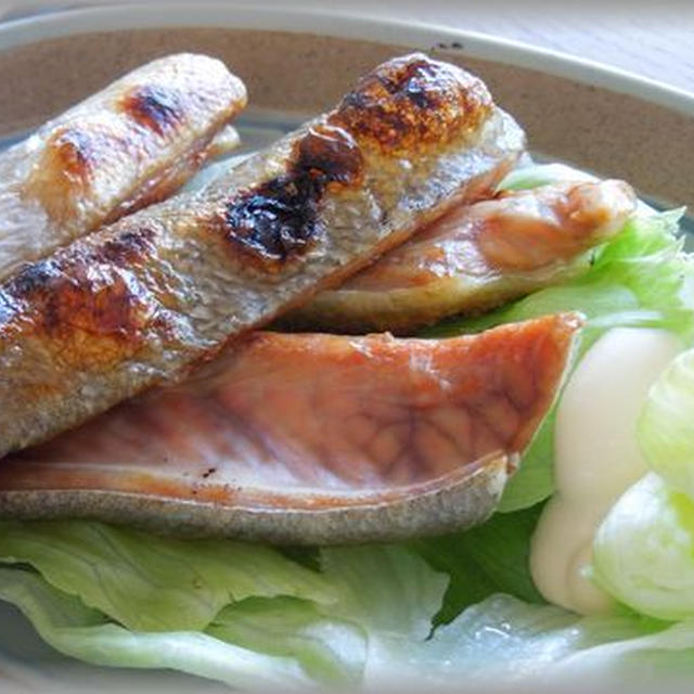 鮭とば焼きと山芋明太子和え