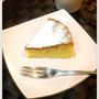 ホワイトチョコとバニラの白いケーキ