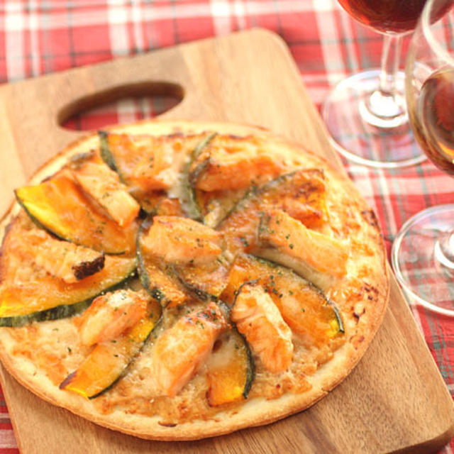 【発酵美顔レシピ】シミ予防に期待　鮭とかぼちゃの酒粕みそピザ