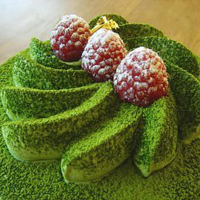 抹茶とラズベリーのショートケーキ
