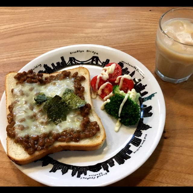 今朝の朝ご飯と帰省