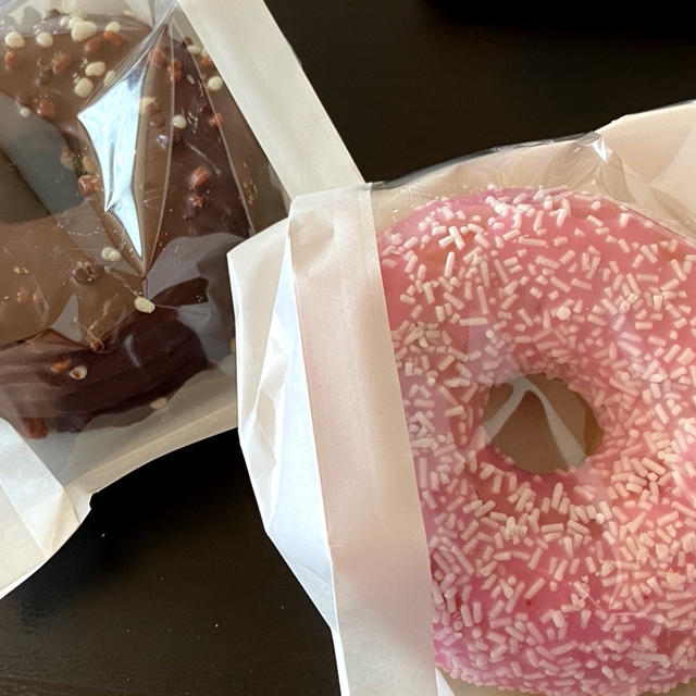 スペイン発、もちもちチョコクロワッサンドーナツ@LA PANADERIA DOTS、上野