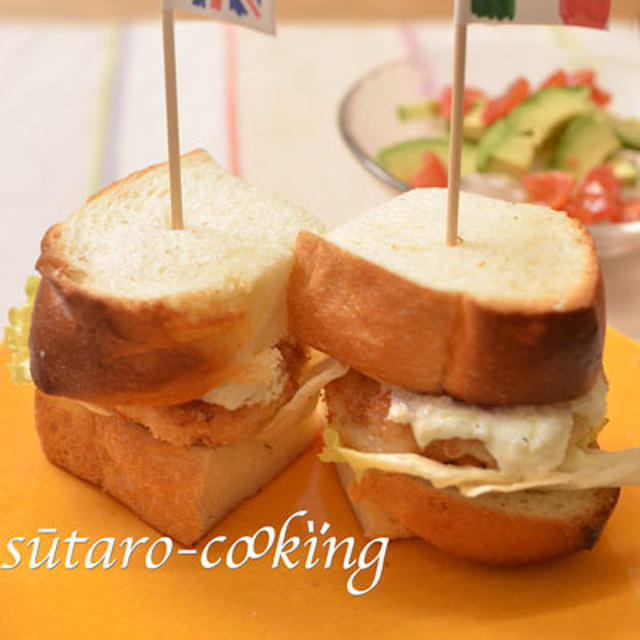 美味しくってほっぺが落ちちゃう 4つ切り食パンでエビバーガー By すー太郎さん レシピブログ 料理ブログのレシピ満載