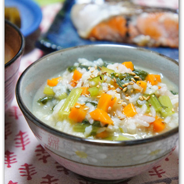 しょうが風味のお腹にうれしい野菜粥　【胃腸を整える・冷え・温め】