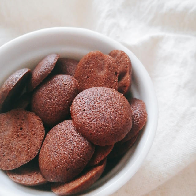【卵白消費にも】ココアのラングドシャクッキー