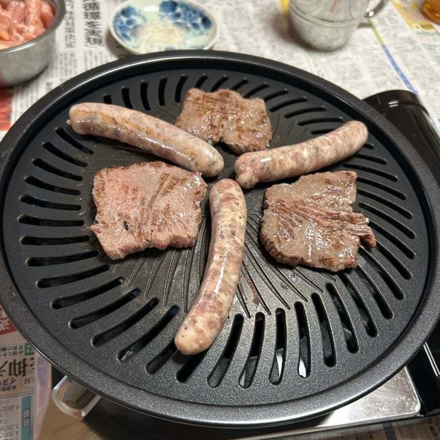 5月初日夜ごはんお家焼肉❣️ﾃﾞｽ。ちょっといいお肉ヨ♡