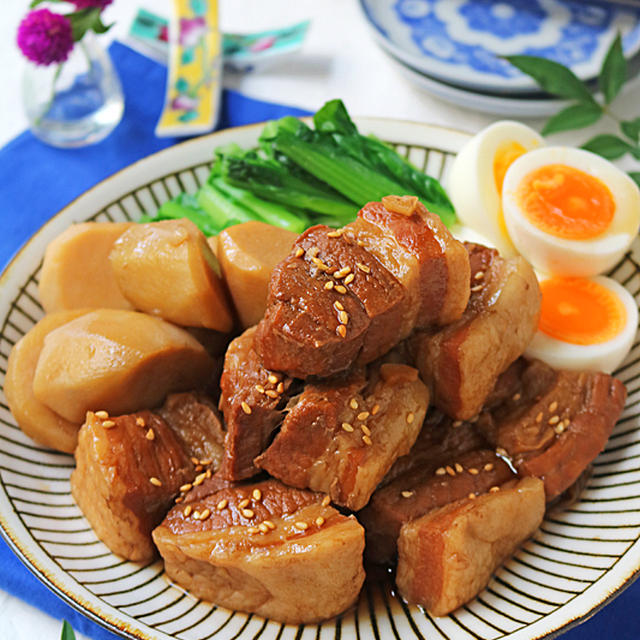 里芋がしっとり♪炊飯器でほったらかし里芋入り豚の角煮