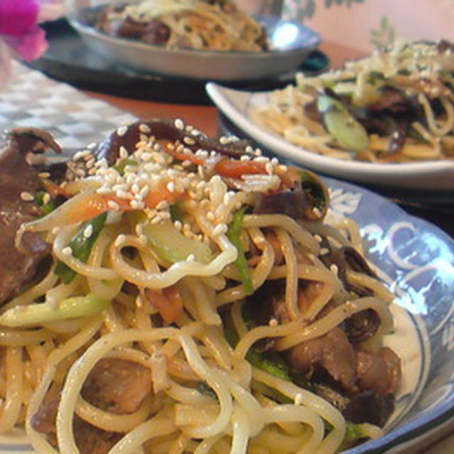 「具だくさん野菜焼きそば」作りました。