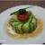 サーモンと生野菜のセルクル仕立て。胡麻わさびソース