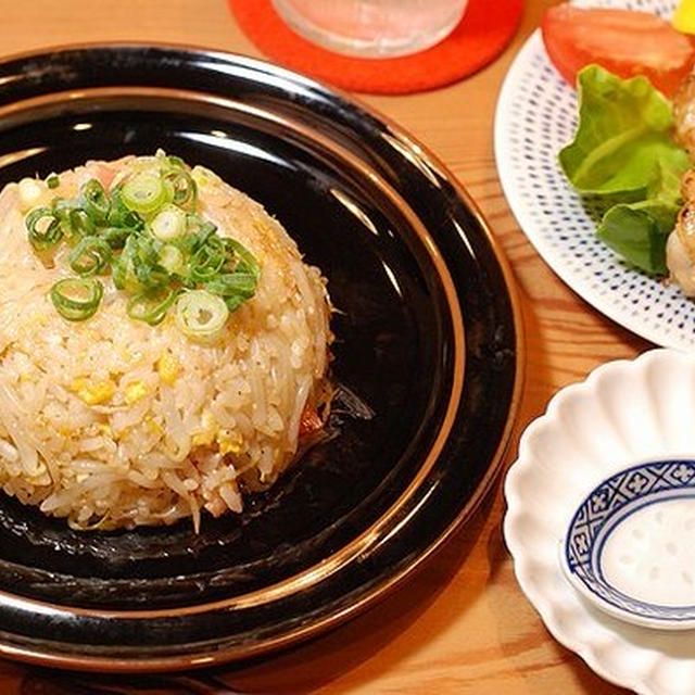 低糖質で節約ごはん♪たっぷりもやしチャーハン