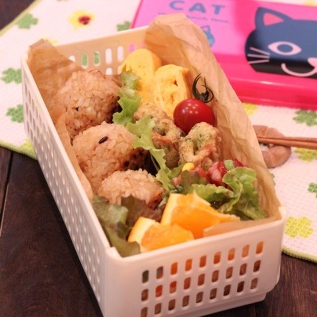 カフェ弁当☆焼きおにぎり弁当