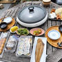 お子様プール出してバルコニーでBBQ。熱中症予防にはきゅうりも。