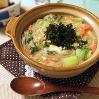 土鍋で作る 熱々！味噌チーズおじや