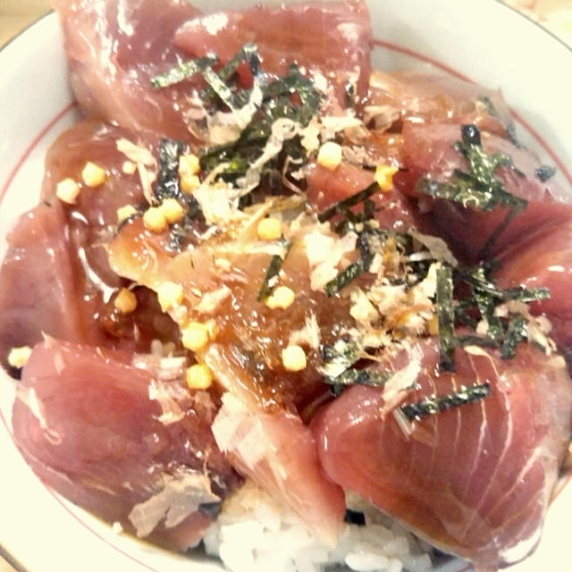 激安☆どっさりカツオでカツオ丼