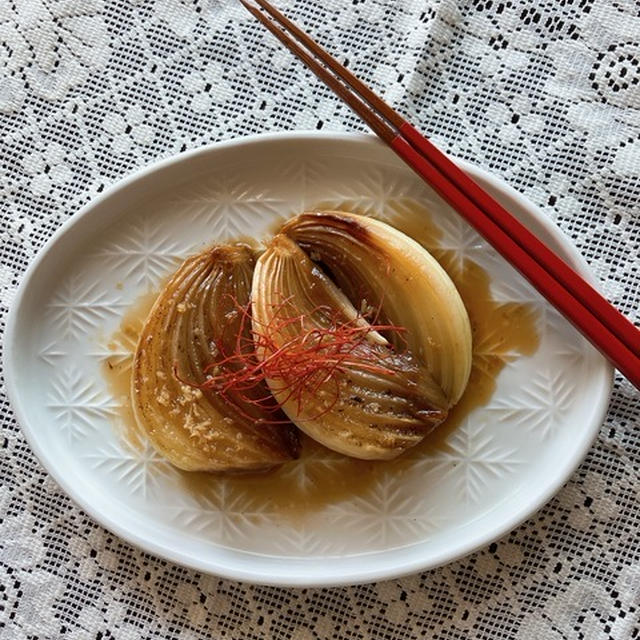 韓国ごはん。すぐ食べても作りおきでも「淡路島たまねぎの焼きづけ」。