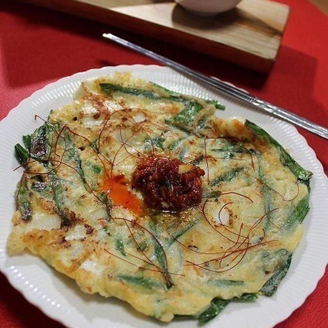 にんにく味噌が美味しいニラチヂミ