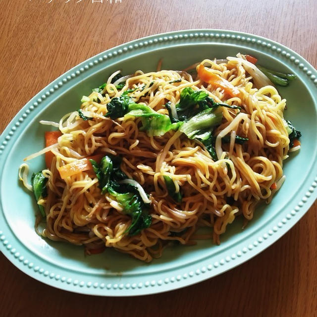 ソース味の焼きラーメン