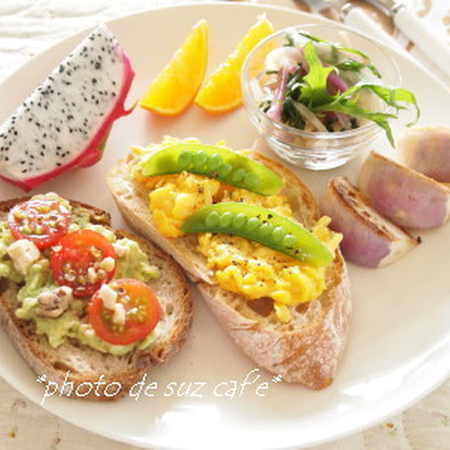タルティーヌ　de　彩りワンプレート朝食。。。