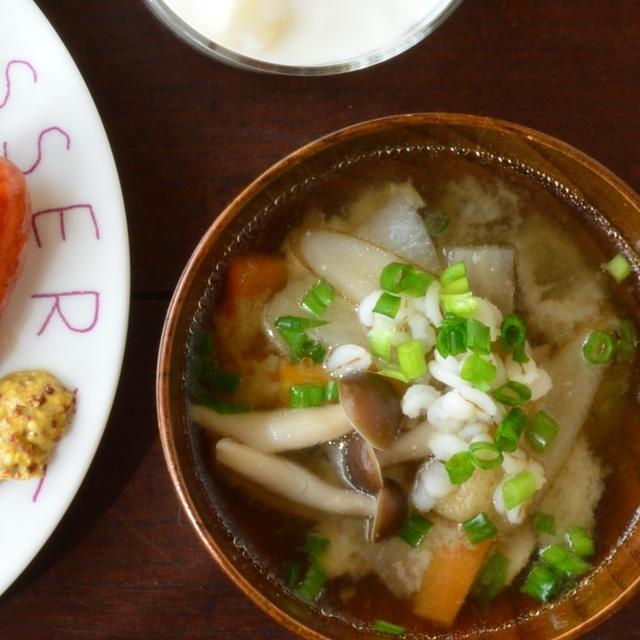 野菜もりもり朝ごはん　今日も九州の味！