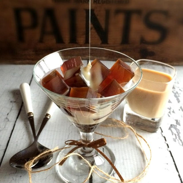 Coffee Jelly with Irish Creamコーヒーゼリーアイリッシュクリームがけ