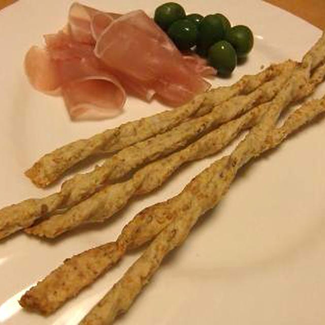 カリカリ！ごぼうとパルミジャーノの細長～いクラッカー
