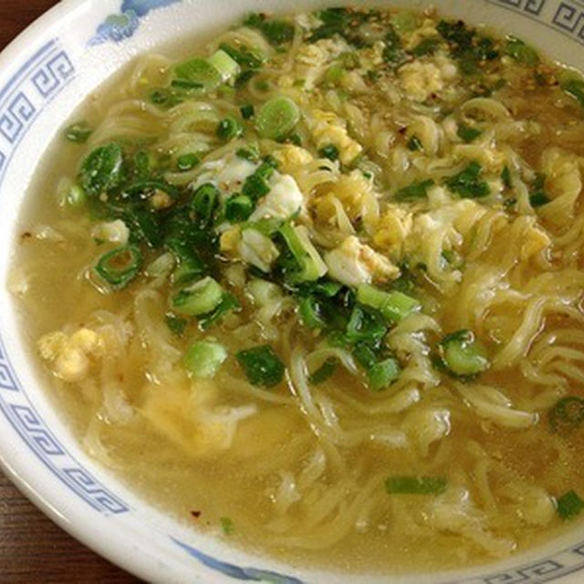 お昼は家で「中華三昧 塩味」