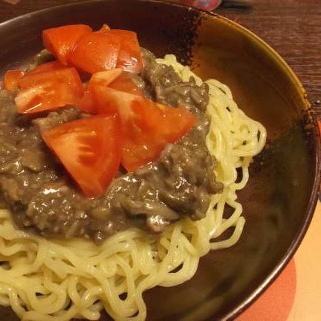木漏れ日喫茶♪失敗？？！泥色ジャージャー麺（汗）と、本日はバタバタなり。。