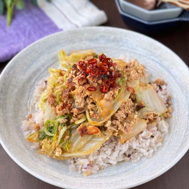 野菜モリモリ食べよう☆夏を吹き飛ばす麻婆白菜丼