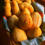 梅酵母でパン作り。