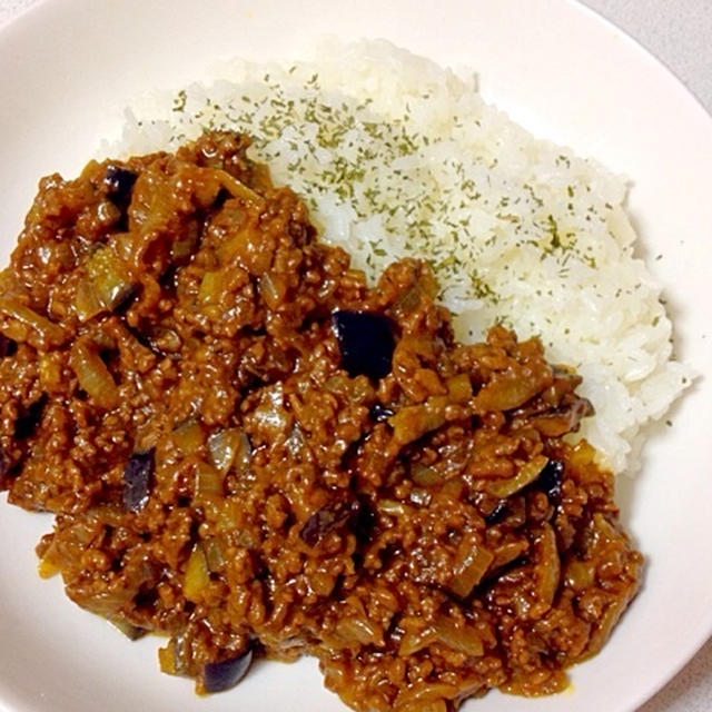 chikageさんのレンジ調理をマネっこ（笑）レンジでキーマカレー✨