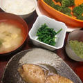 ある日の夕食、ぶりの照り焼き by himemamaさん